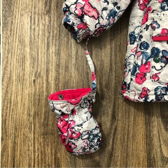 Nan? 2 Piece Floral Snow Suit 18M - Picture 4 of 10